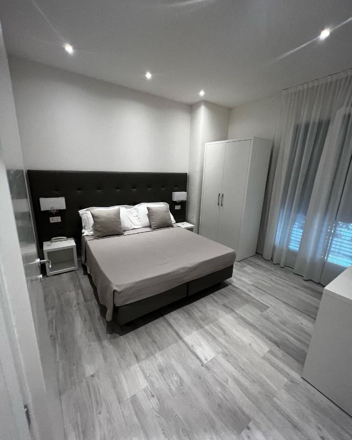 Hotel Ardea Ричоне Екстериор снимка