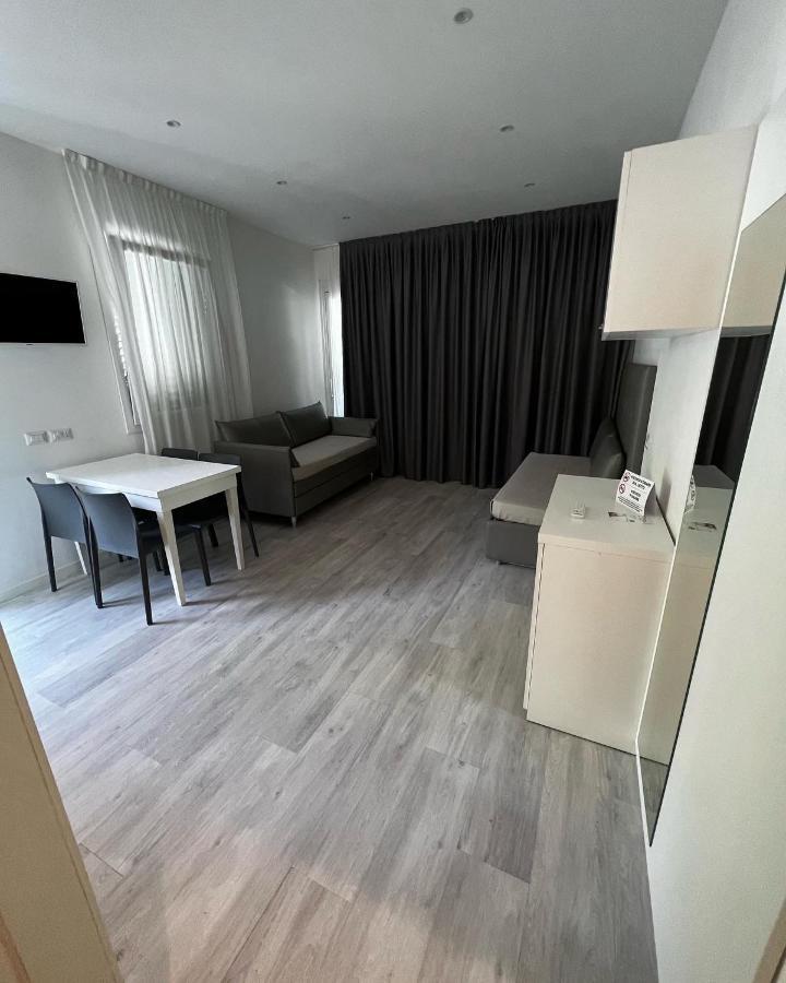 Hotel Ardea Ричоне Екстериор снимка