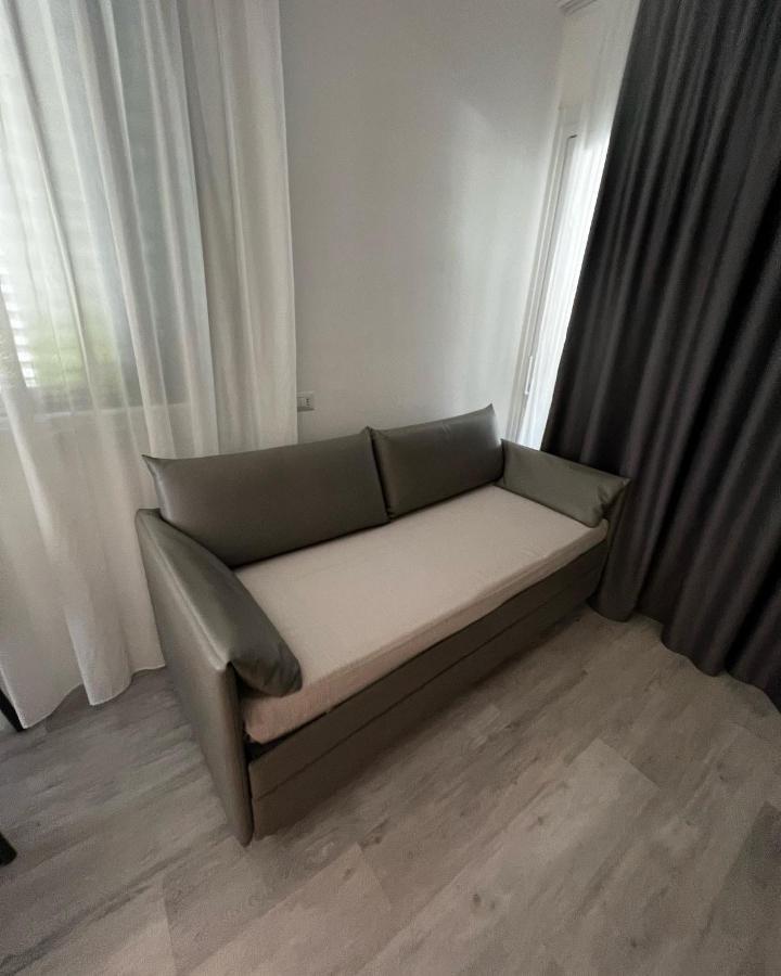 Hotel Ardea Ричоне Екстериор снимка