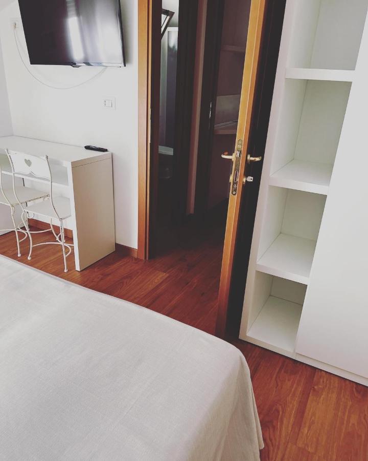 Hotel Ardea Ричоне Екстериор снимка
