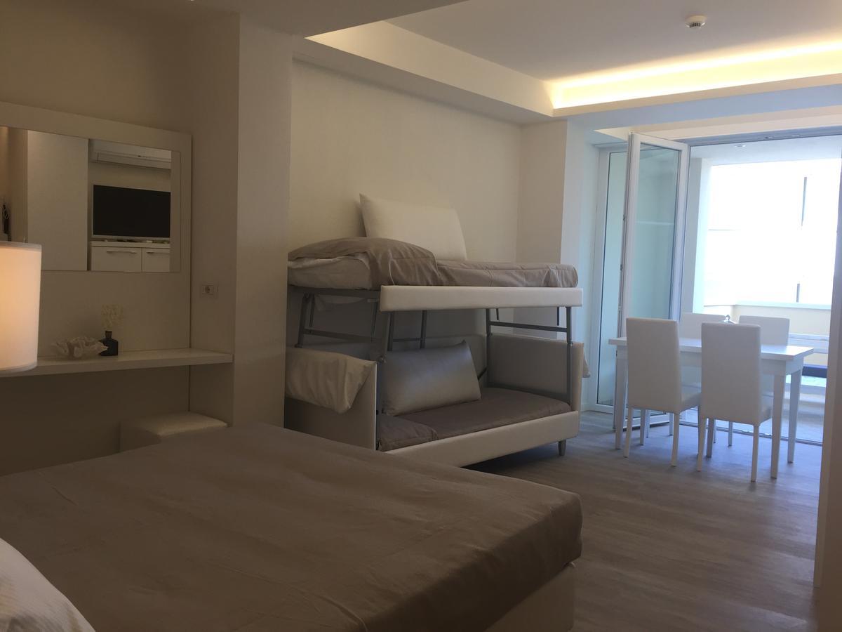 Hotel Ardea Ричоне Екстериор снимка